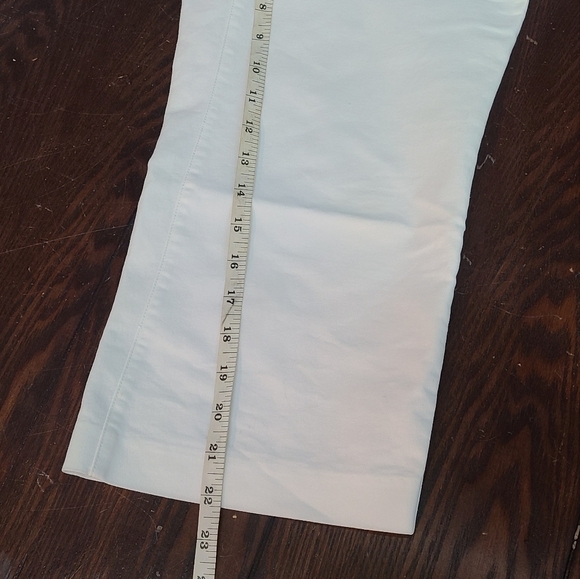 Hennes Capris - Picture 7 of 13